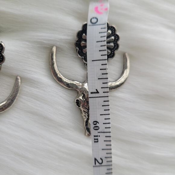 Bull Head Post Dangle Earrings Western Boho‎ Alloy Silver Plated - Picture 3 of 4
